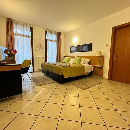 Residence Malpensa Somma Lombardo Exterior photo